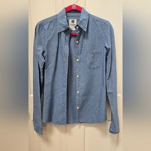 Levi's Casual Blue Button Down Long Sleeves Shirt-Size Medium